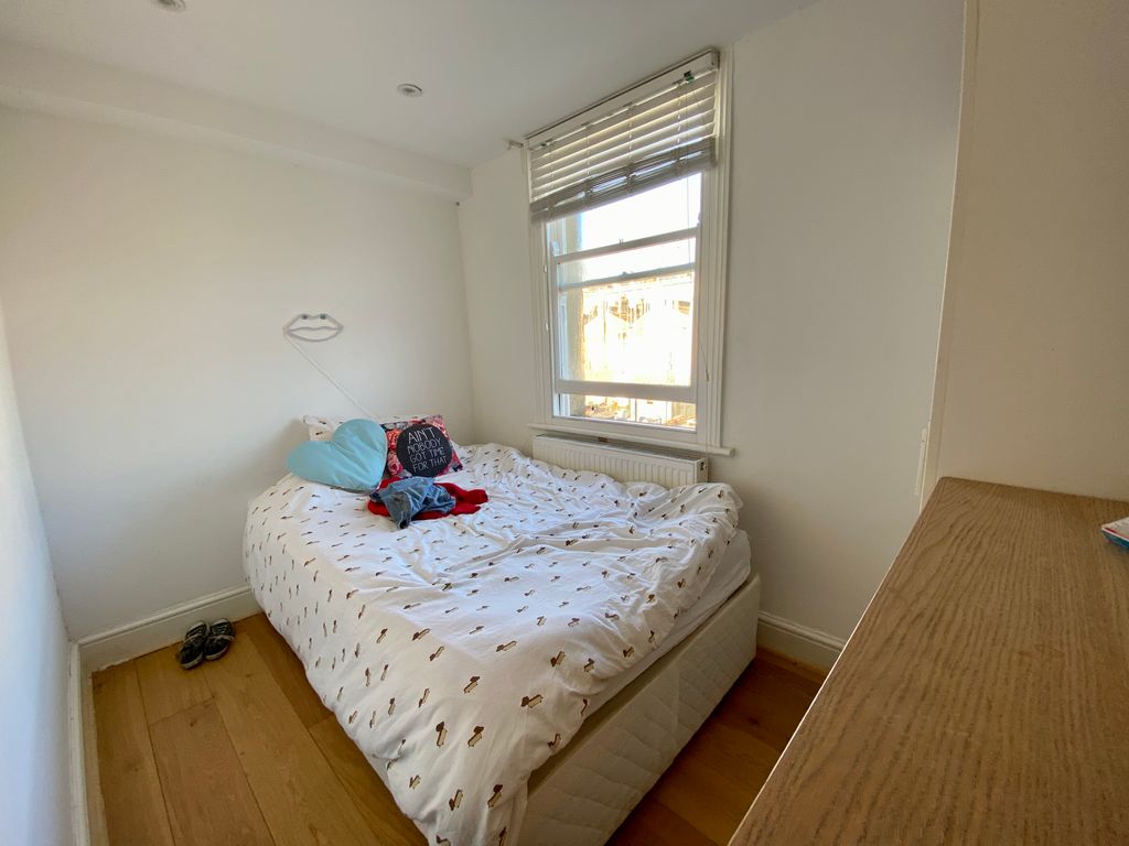Property photo 3 of 8