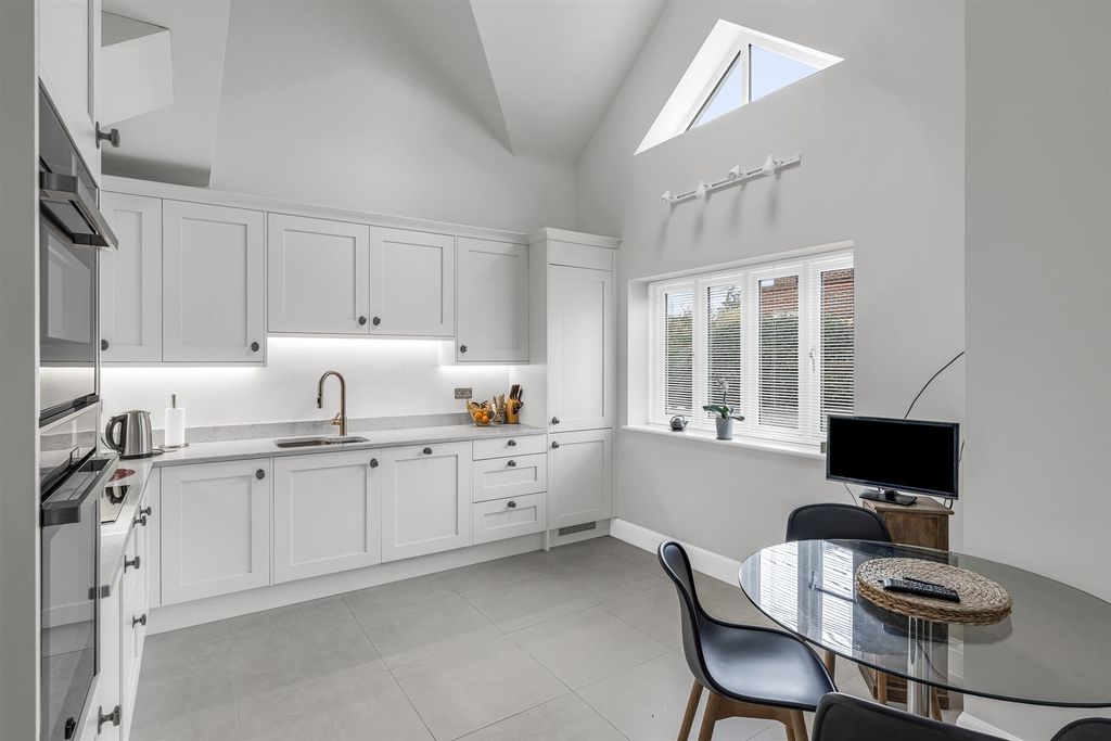 Property photo 3 of 21 Internal-2.Jpg