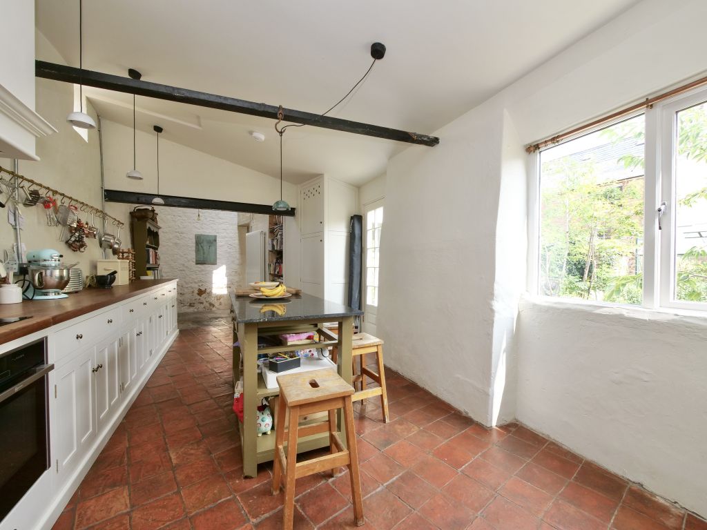 Property photo 3 of 45