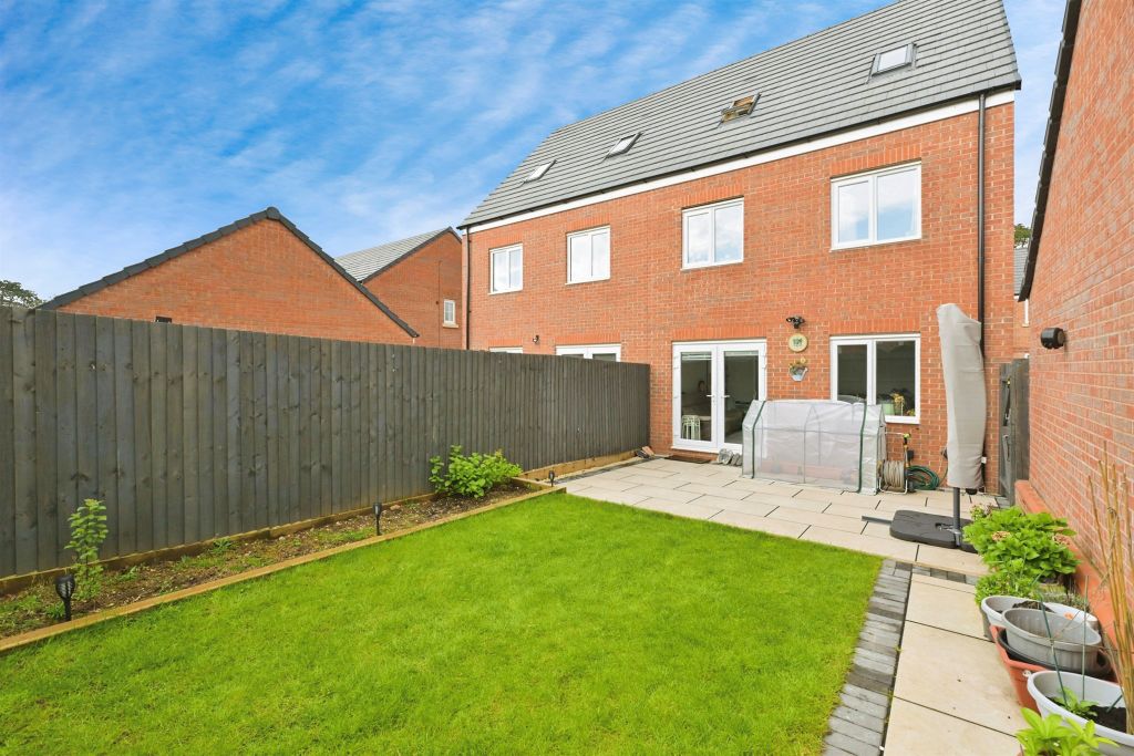 Property photo 3 of 15