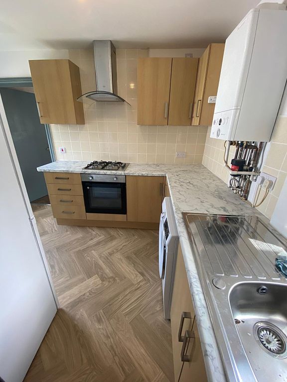 Property photo 2 of 11