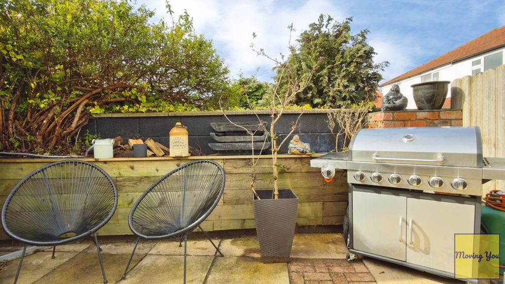 Property photo 2 of 30 Garden