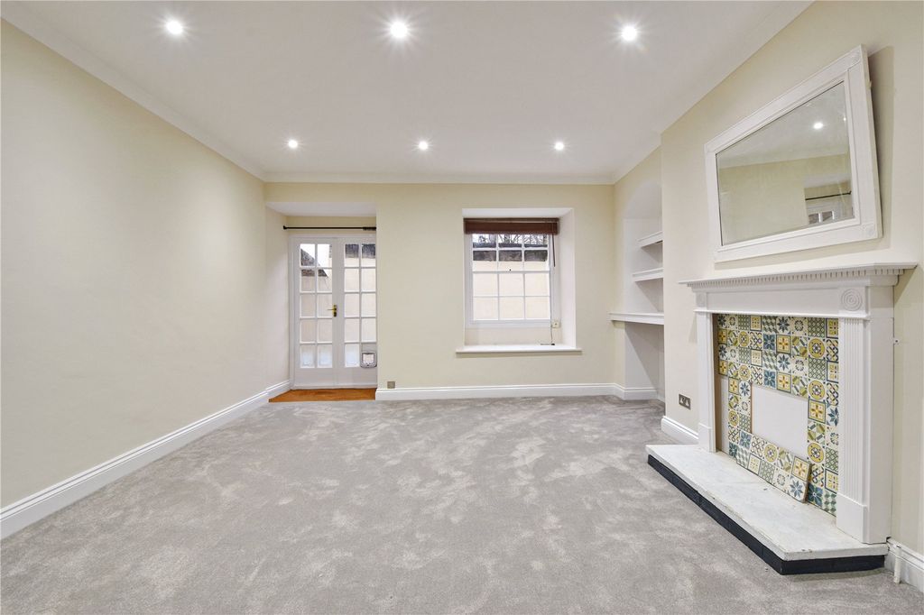 Property photo 2 of 7 Picture No. 02