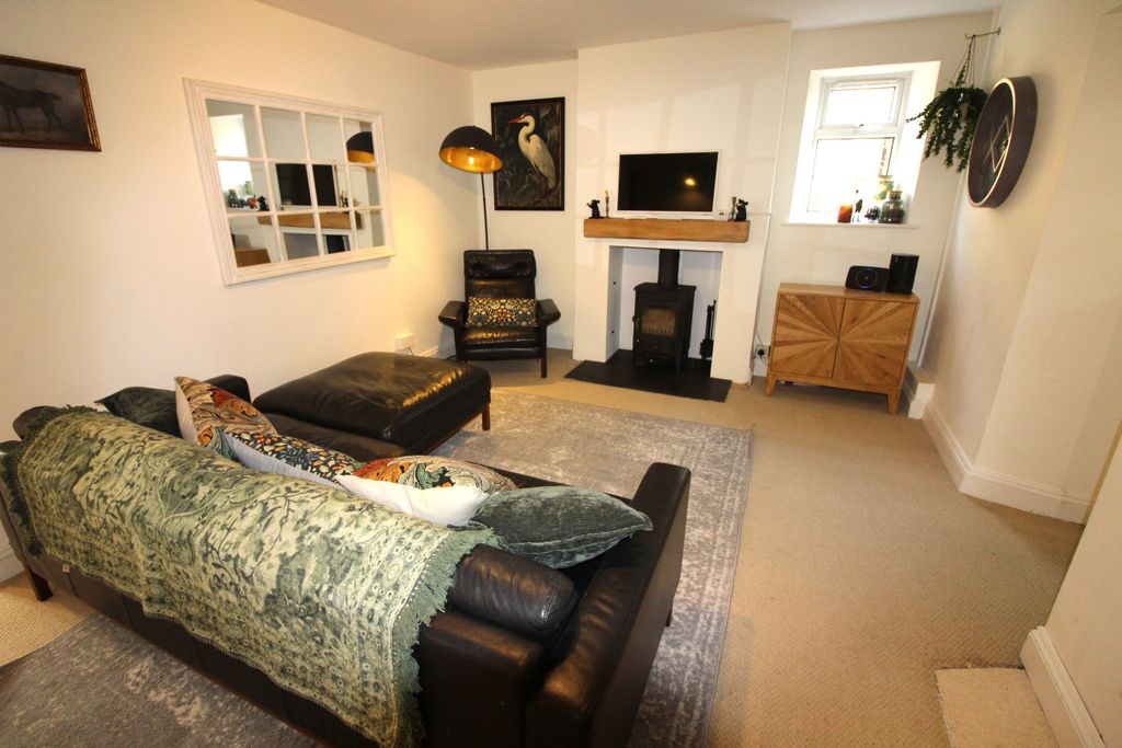 Additional image 7 of 3 bed semi-detached house for saleThe Leys, Chipping Norton OX7