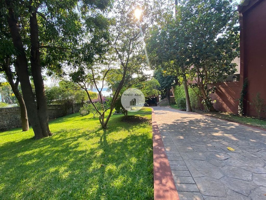 Property photo 3 of 10