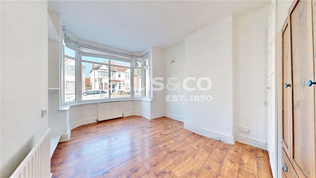 Property photo 2 of 15 Picture No. 02