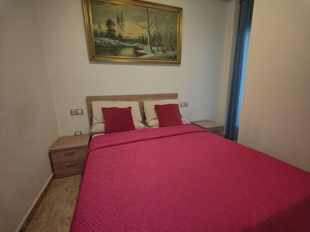 Property photo 3 of 25