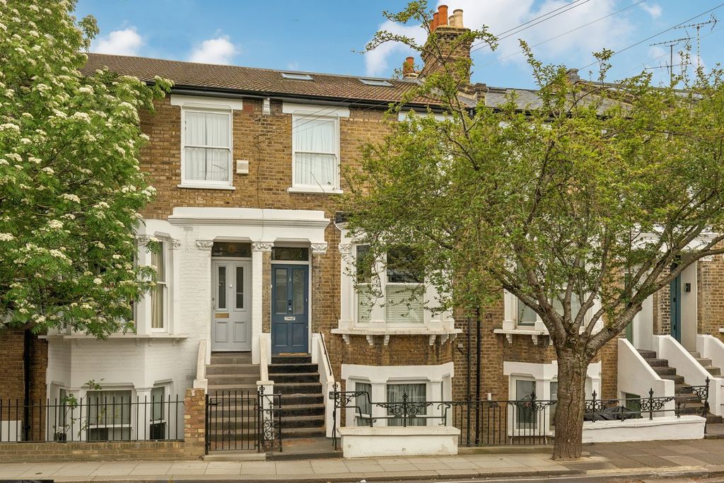 Property photo 2 of 9