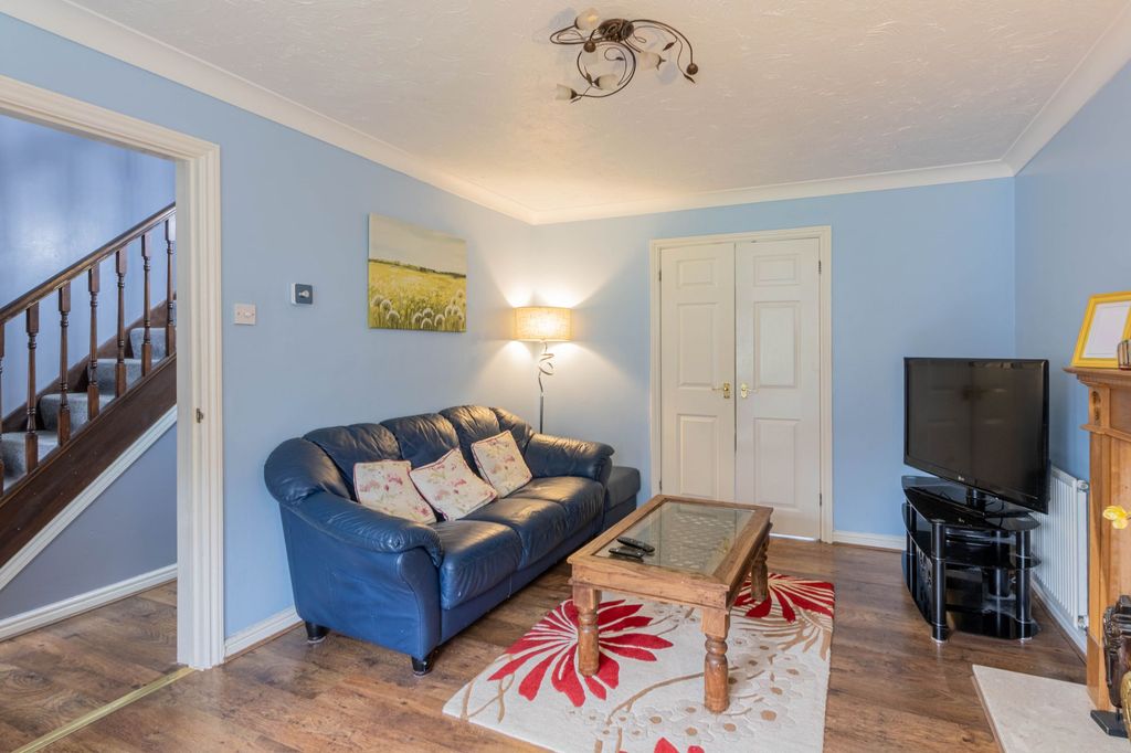 Property photo 3 of 21