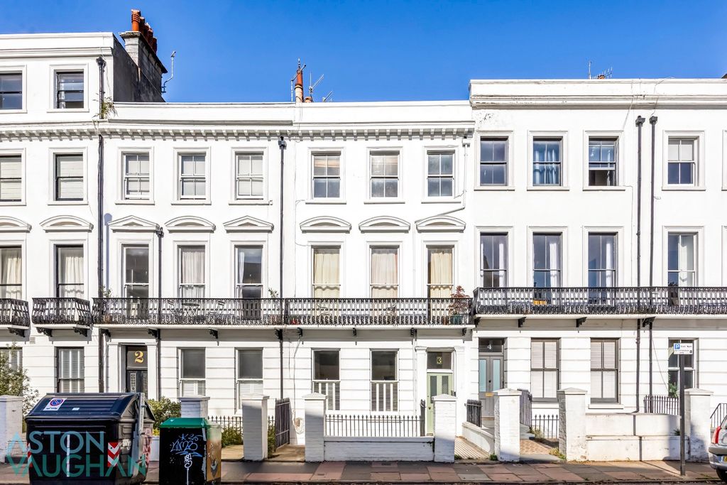 Property photo 2 of 3 5411781