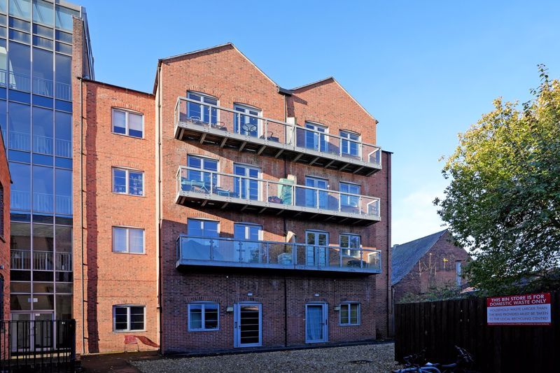 Property photo 2 of 13 External