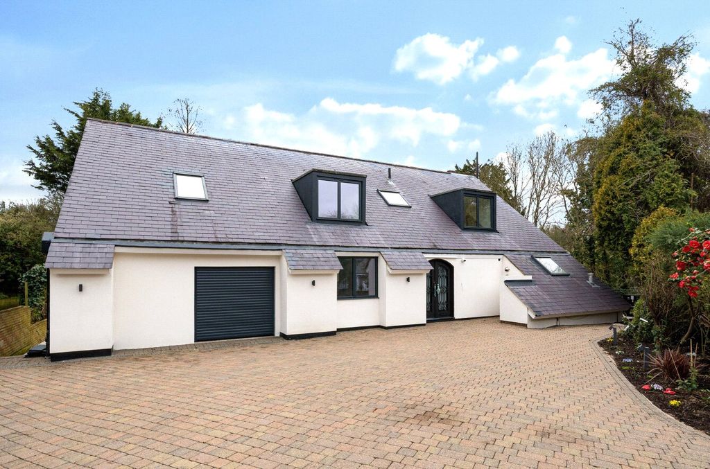 Property photo 1 of 21 Picture No. 02