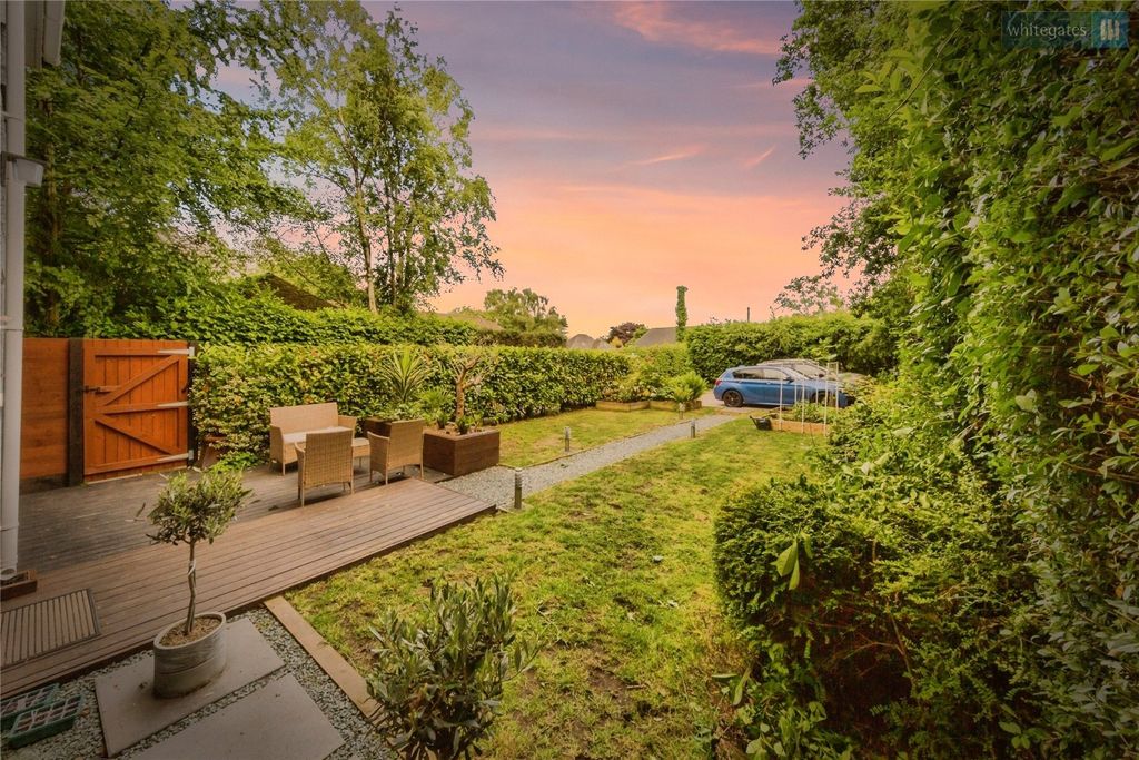 Property photo 3 of 22 Picture No. 39