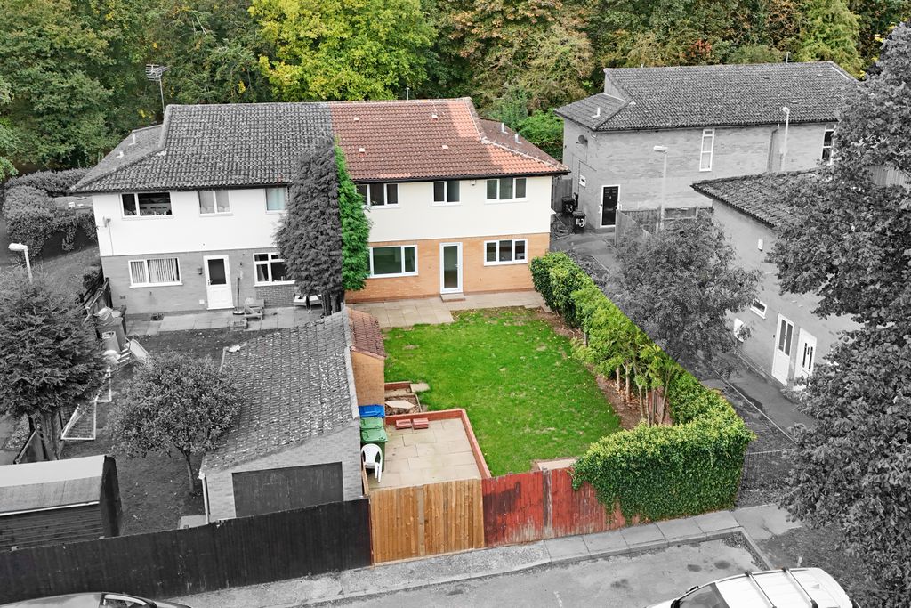 Property photo 1 of 19 A2