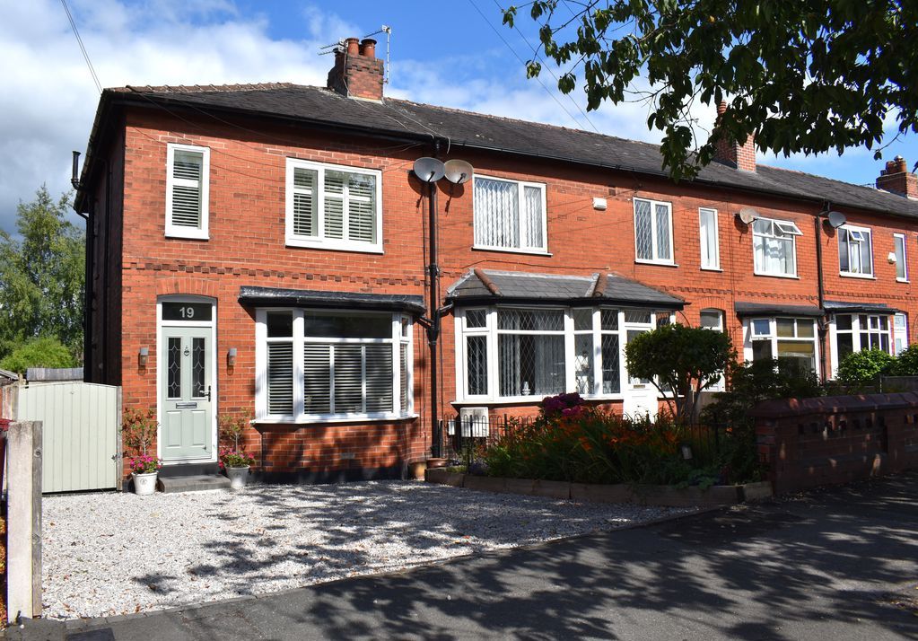 Property photo 1 of 16 External