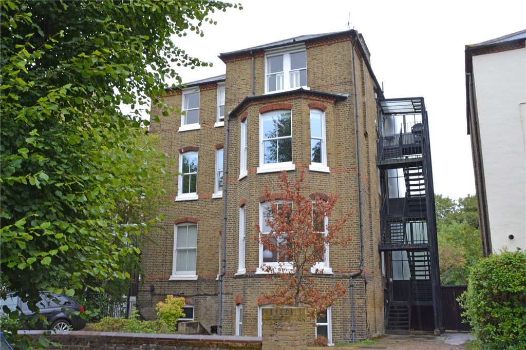 Property photo 3 of 12 Picture No. 13