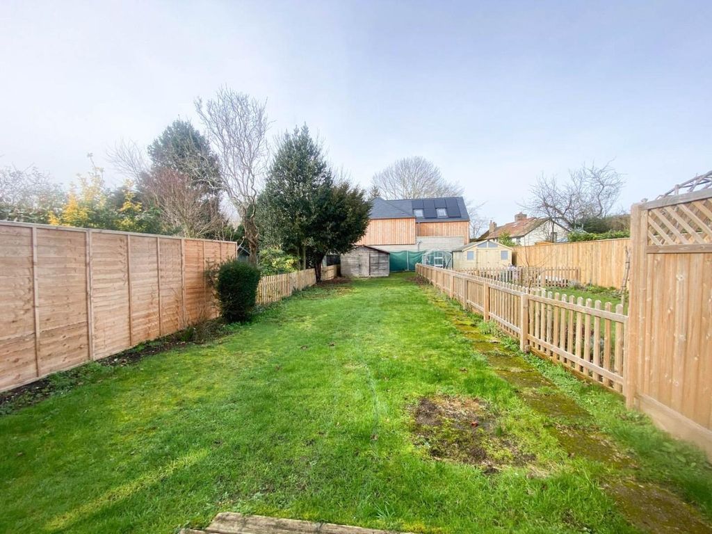 Property photo 2 of 14 0dc64Bdf-c1F4-4d39-Bc69-Ed0F26714953.Jpg