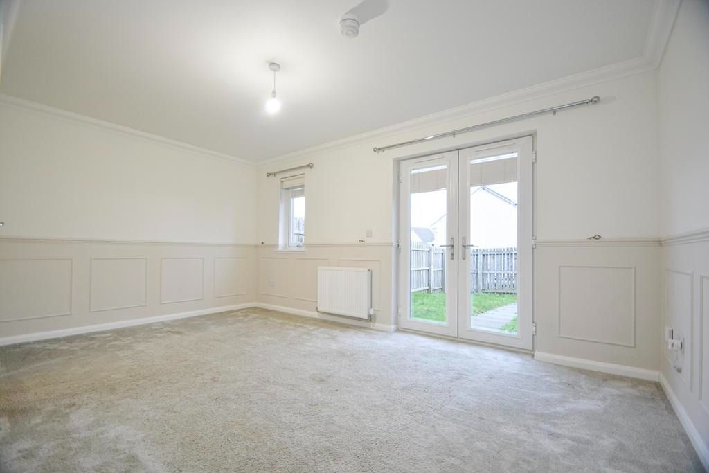 Property photo 2 of 18 4259277