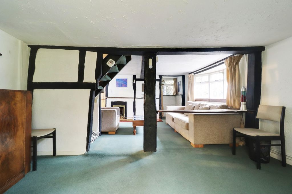 Property photo 2 of 34 Dining Room