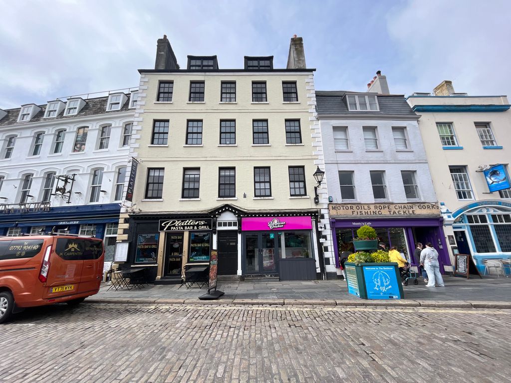 Property photo 1 of 9 Outside