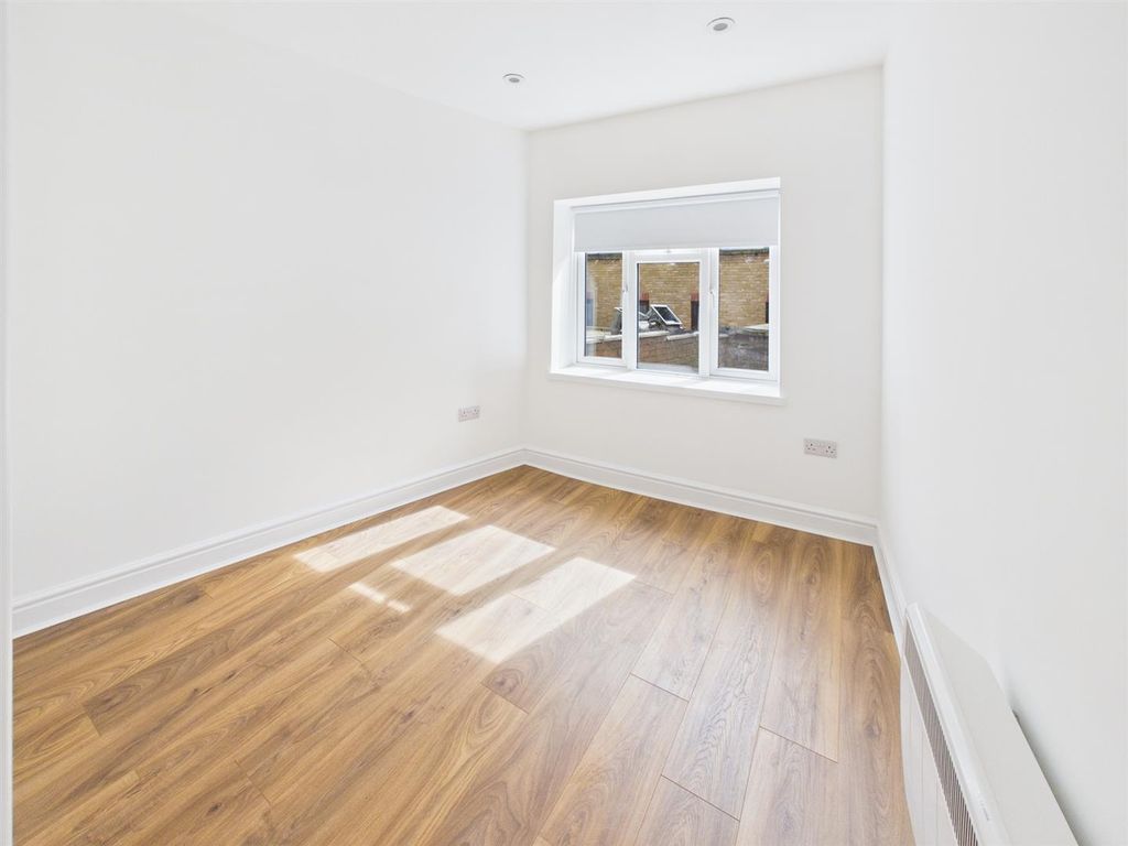 Property photo 2 of 4 Flat A Bedroom 1 .Jpg