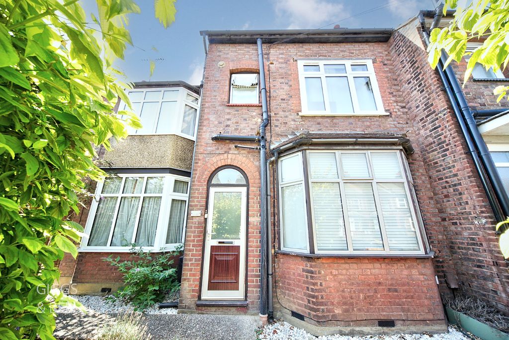 Property photo 2 of 20 5392501