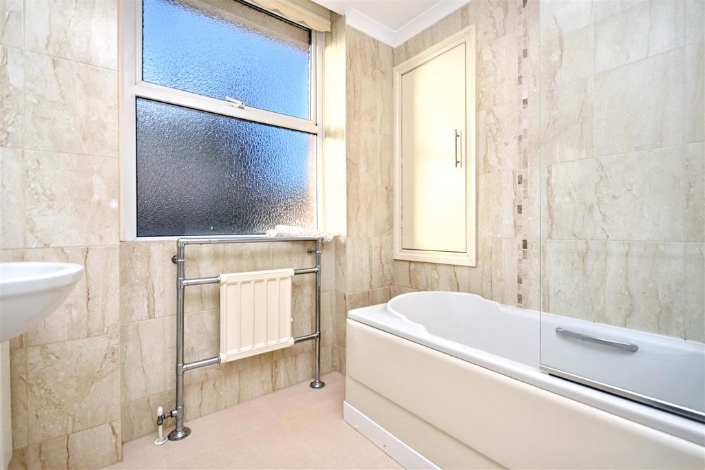 Additional image 21 of 8 bed semi-detached house for saleThe Goffs, Eastbourne BN21