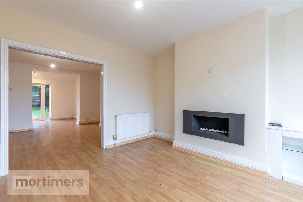 Property photo 2 of 23 Living Room