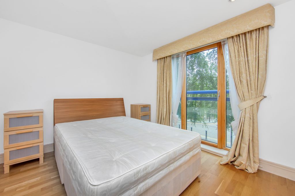 Property photo 2 of 4 Spacephoto (8)