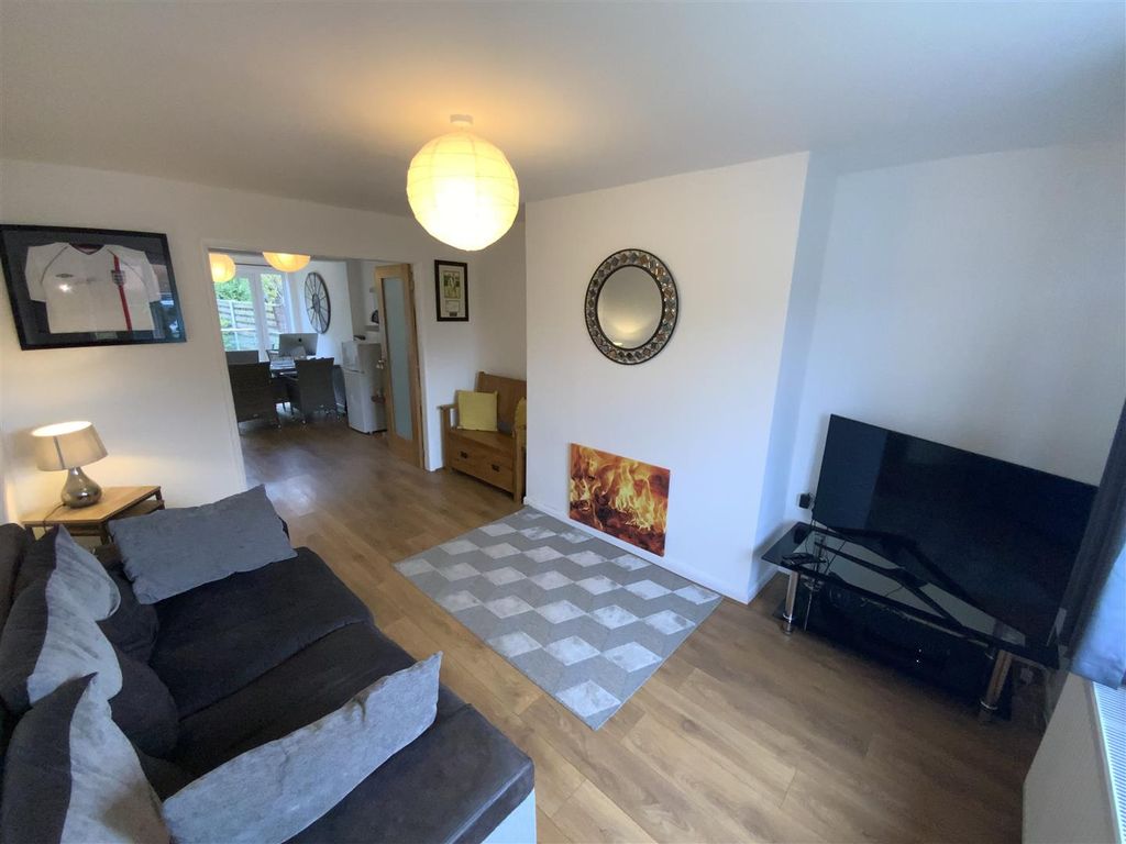 Property photo 3 of 13 Img_2122 (002).Jpg