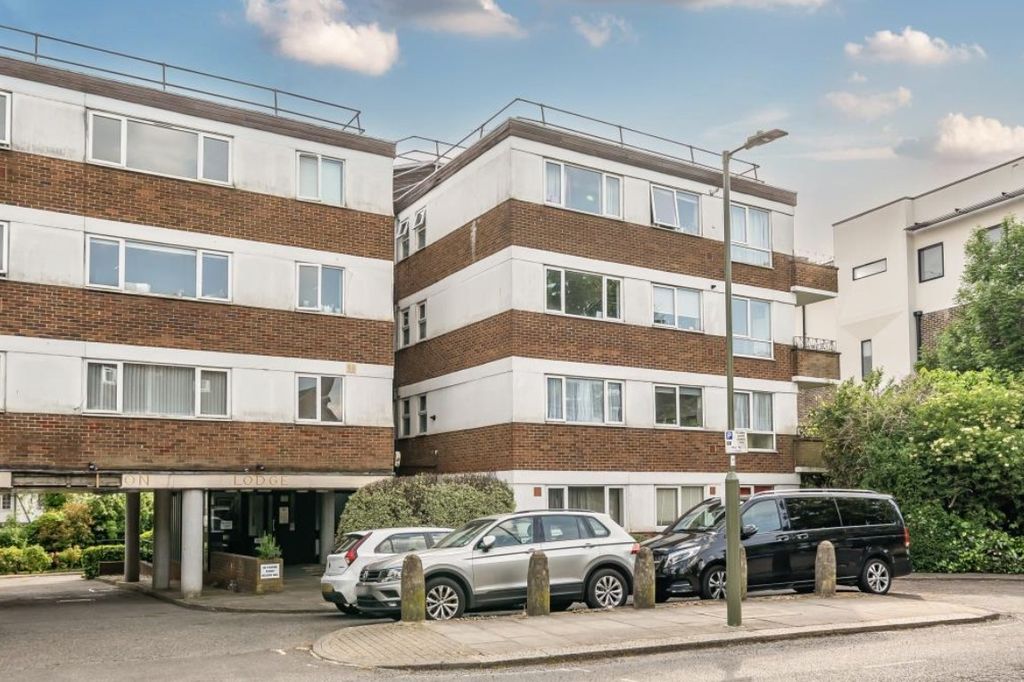 Property photo 1 of 20