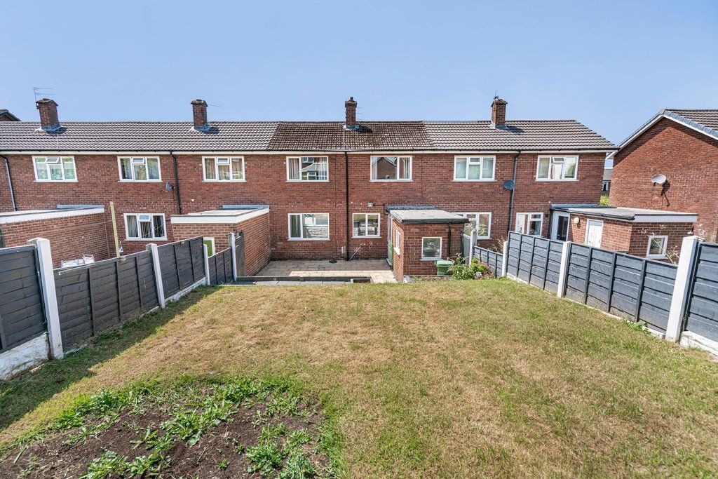 Property photo 2 of 19