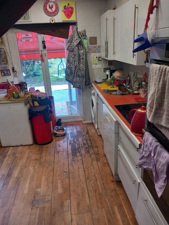 Property photo 3 of 8