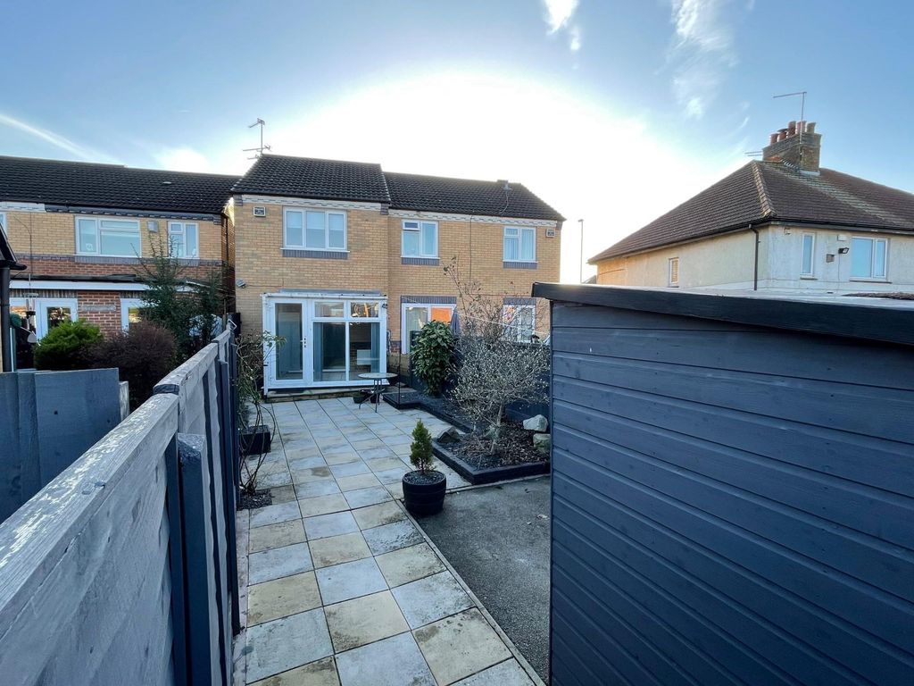 Property photo 2 of 2 Garden