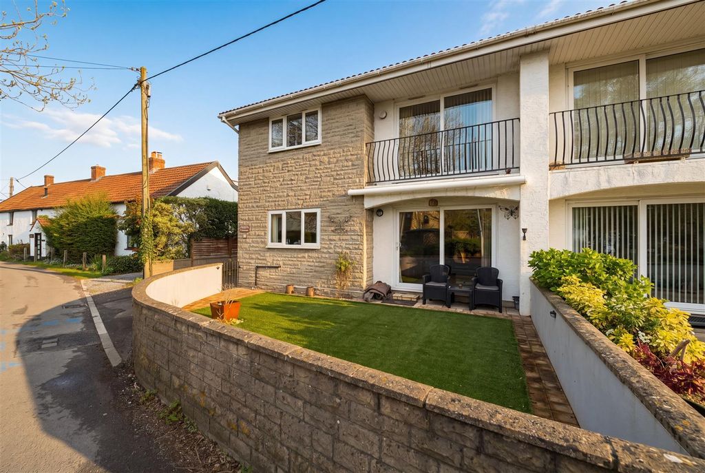 Property photo 1 of 18 Front