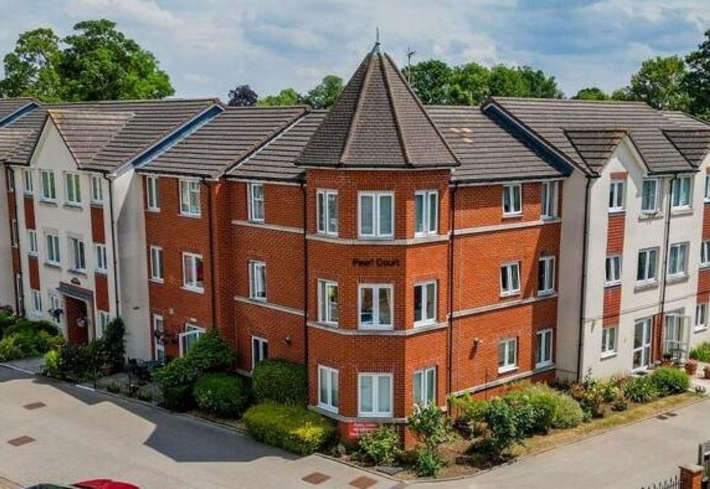 Property photo 1 of 12