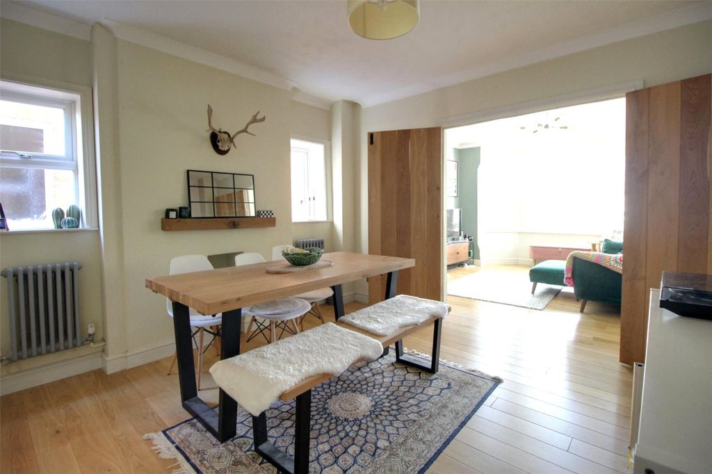 Property photo 3 of 17 Picture No. 01