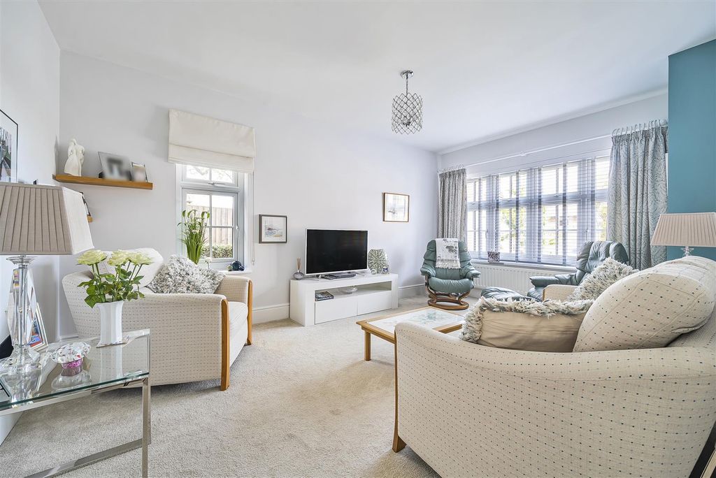 Property photo 2 of 23 1121394 (2).Jpg