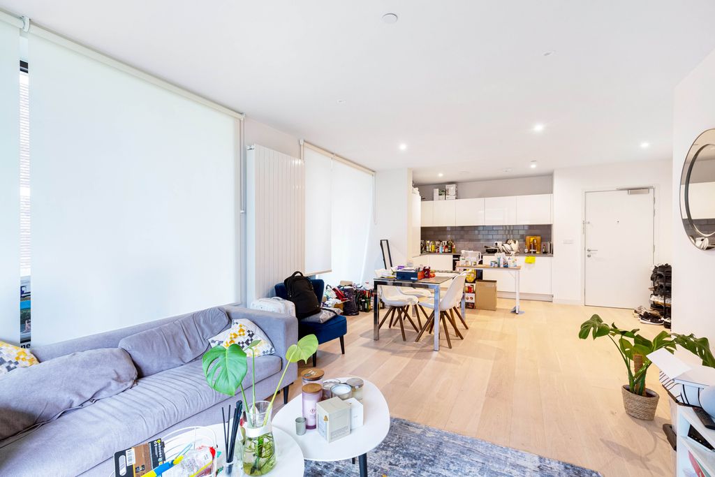 Property photo 2 of 13 Gallery