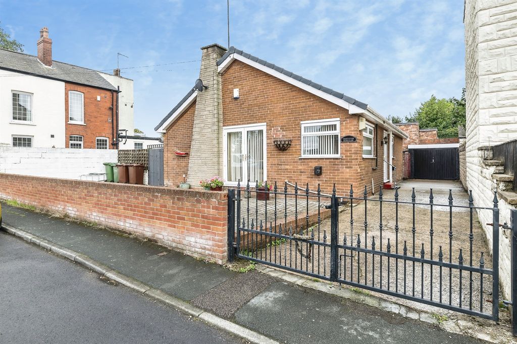 Property photo 1 of 14