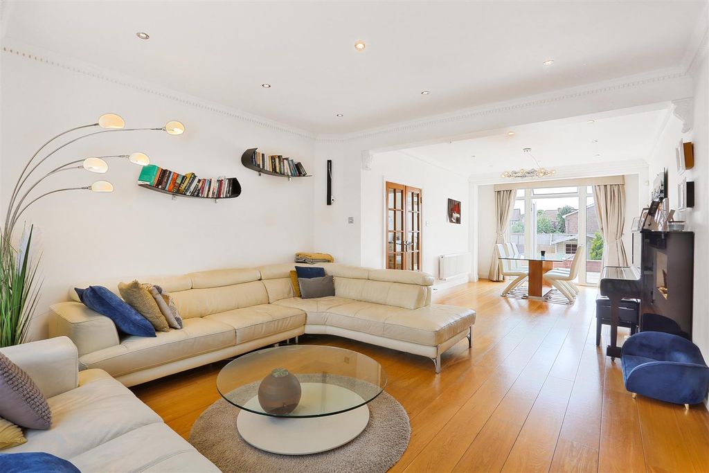 Property photo 1 of 36 1496169556 - 22.Jpg