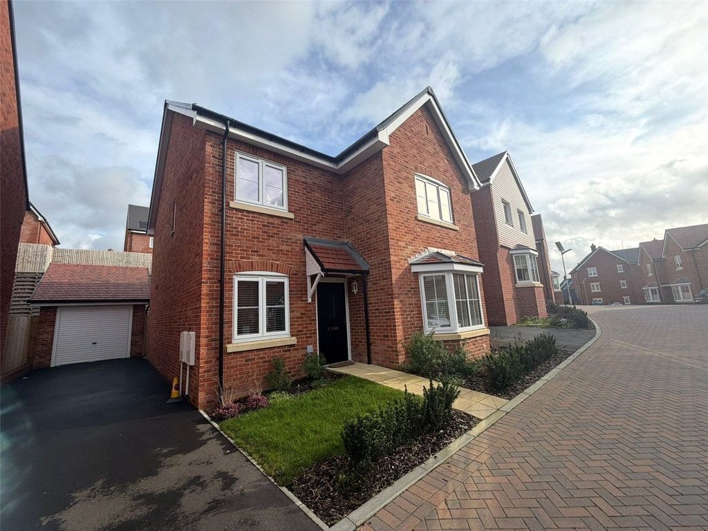 Property photo 1 of 14 Calver Front