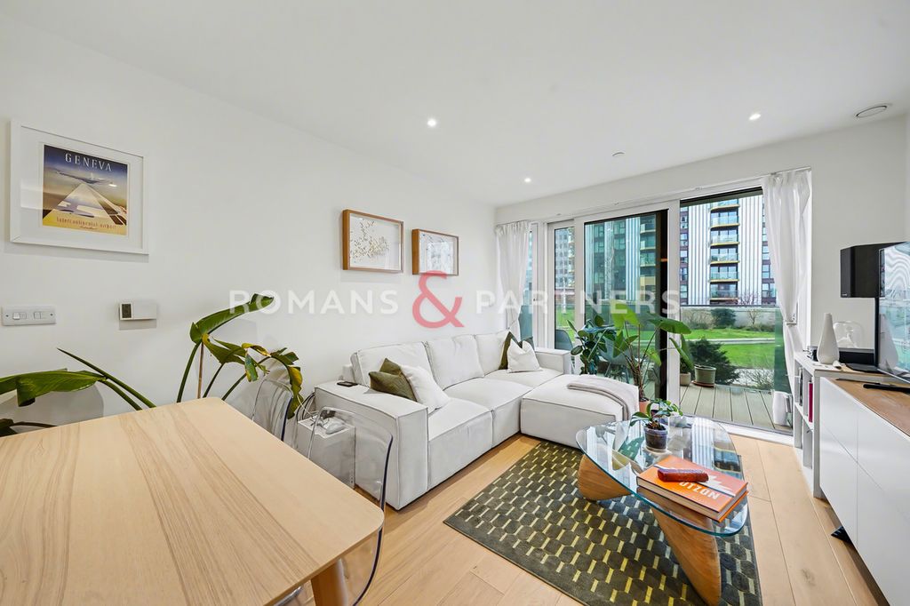 Property photo 1 of 19