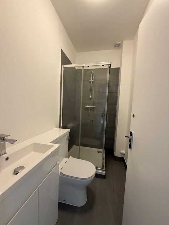 Property photo 2 of 3