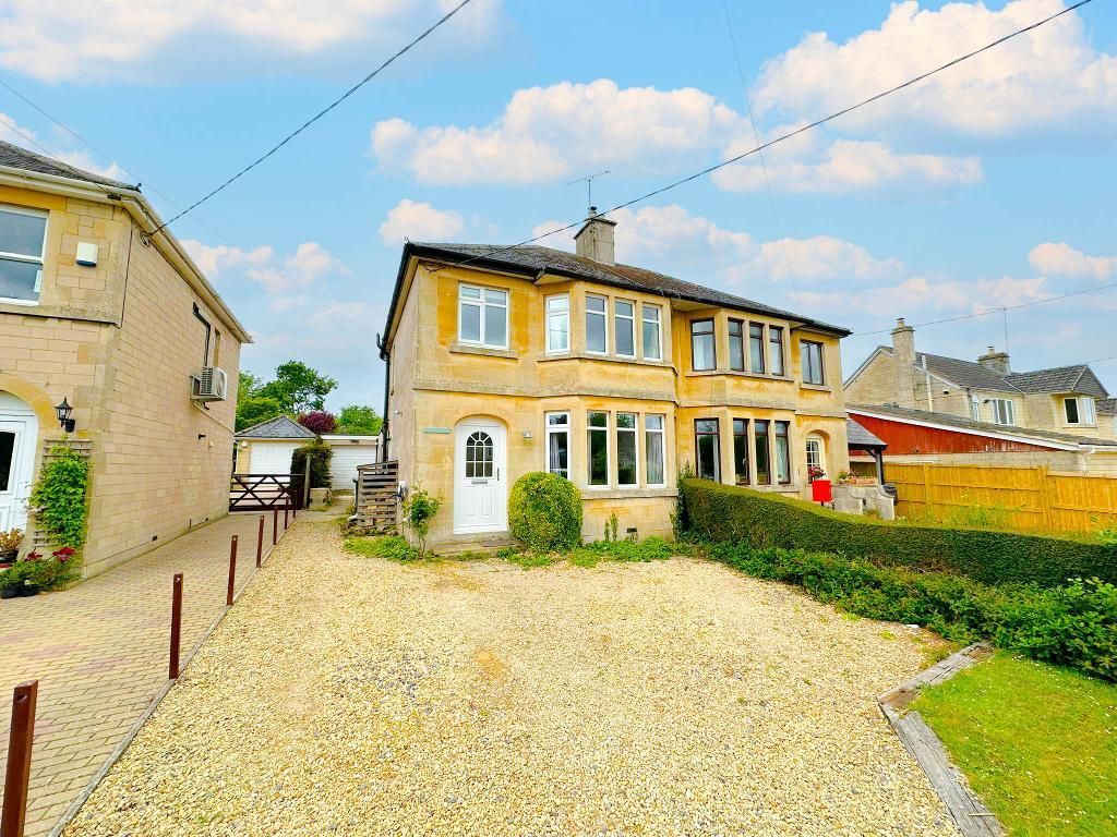 Property photo 1 of 32