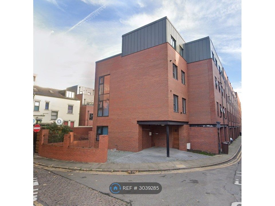 Property photo 2 of 10