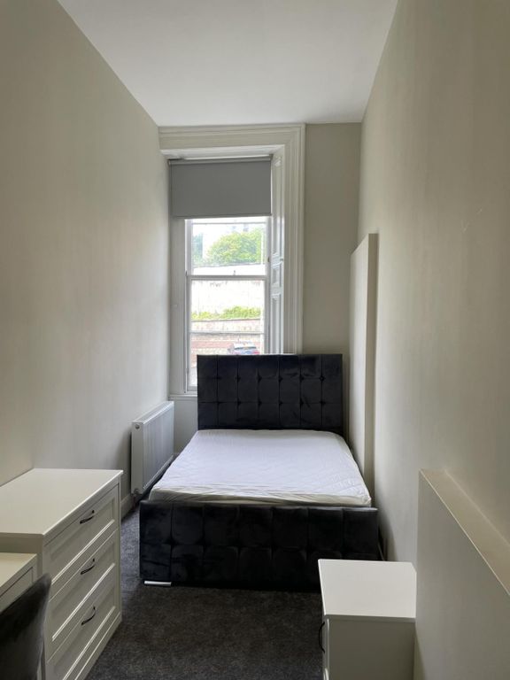 Property photo 2 of 8 Https://Cdn.Rmcloud.Online/Rmc-Temp-Live/Rent/Dec7