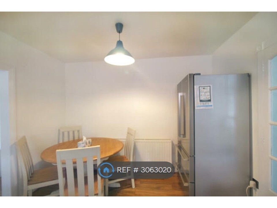 Property photo 3 of 12 Dinning Area