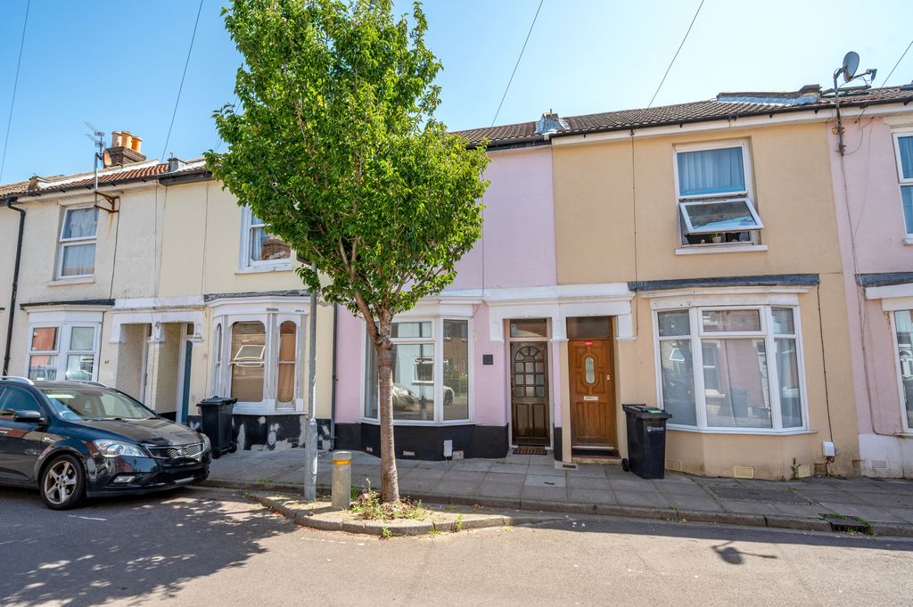 Property photo 1 of 13