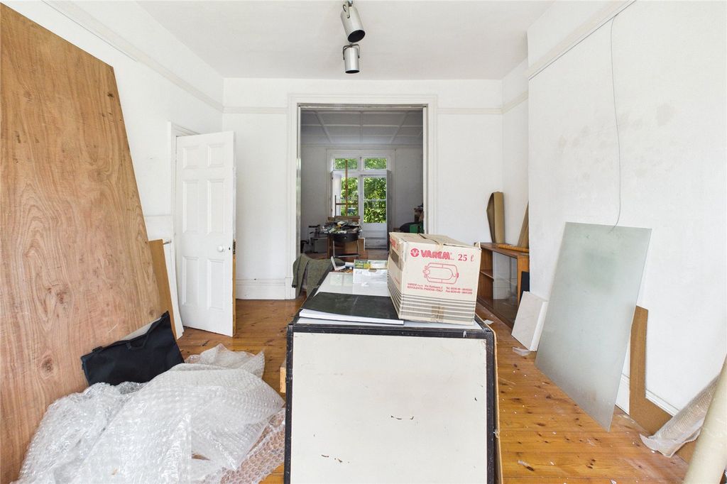 Property photo 3 of 8 Picture No. 03